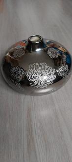 Zilverkleurige vaas met bloemmotief, Ophalen, Overige materialen, Gebruikt, Overige kleuren