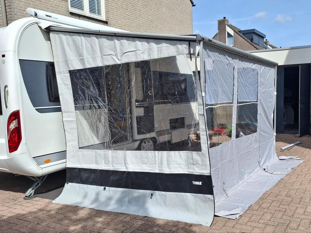 Thule Omnistor 1200 zakluifel 350x250 mystic grey, Ophalen, Zo goed als nieuw