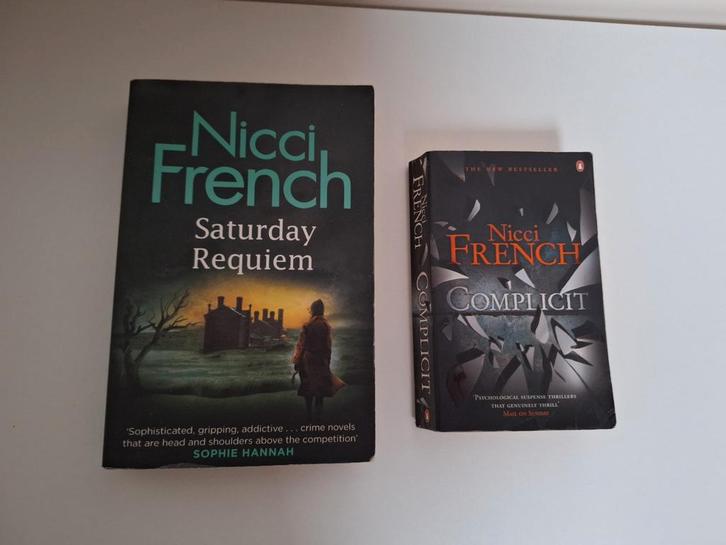 Nicci French Engelstalig Complicit en Saturday Requiem, Boeken, Thrillers, Zo goed als nieuw, Europa overig, Ophalen of Verzenden