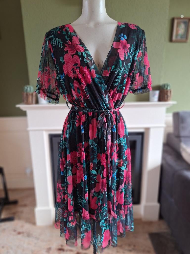 New collection schattige zwart roze bloemen jurk M, Maat 38/40 (M), Verzenden, Zwart, Nieuw