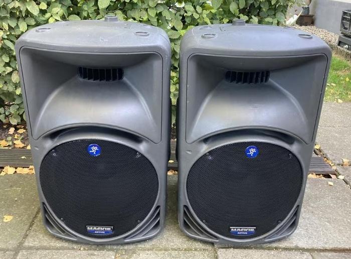 Mackie SRM450 versie 1 Designed in USA active speakers PA, Muziek en Instrumenten, Versterkers | Keyboard, Monitor en PA, Zo goed als nieuw