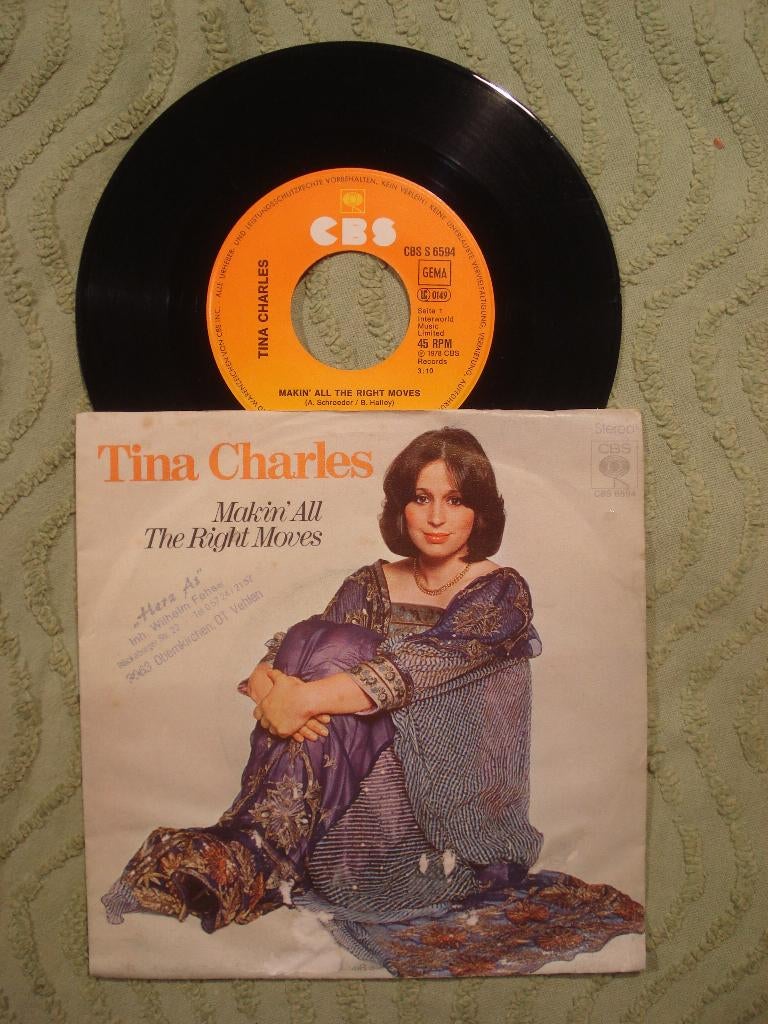 Tina Charles 7" Vinyl Single: ‘Makin’ all the right moves’, Gebruikt, 7 inch, Single, Ophalen of Verzenden