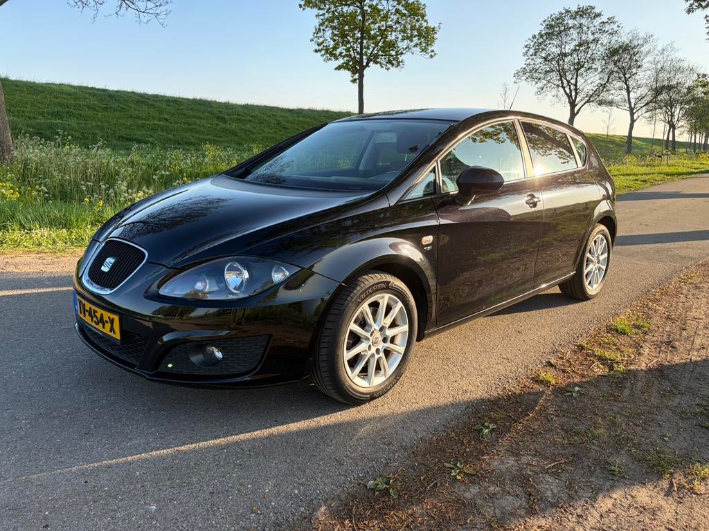 Seat Leon 1.4TSI 92KW 2010 Businessline Zwart Cruise Clima, Auto's, Seat, 4 cilinders, Leon, Zwart, Handgeschakeld