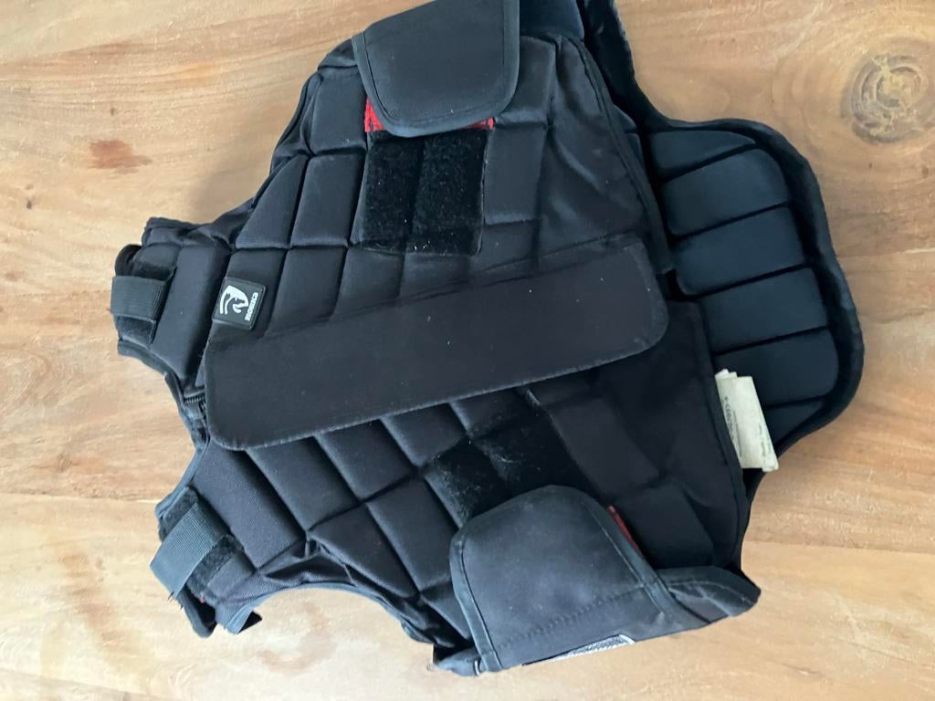 Bodyprotector kind, Ophalen, Zo goed als nieuw, Springen