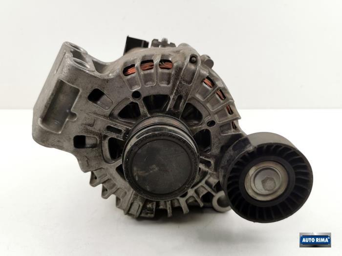 Dynamo van een Volvo V60, Gebruikt, -, -, Ophalen of Verzenden