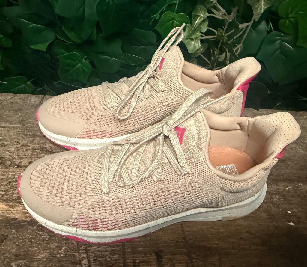 Nieuwe sneakers van fitflop maat 38,5, Fitflop, Beige, Nieuw, Ophalen of Verzenden