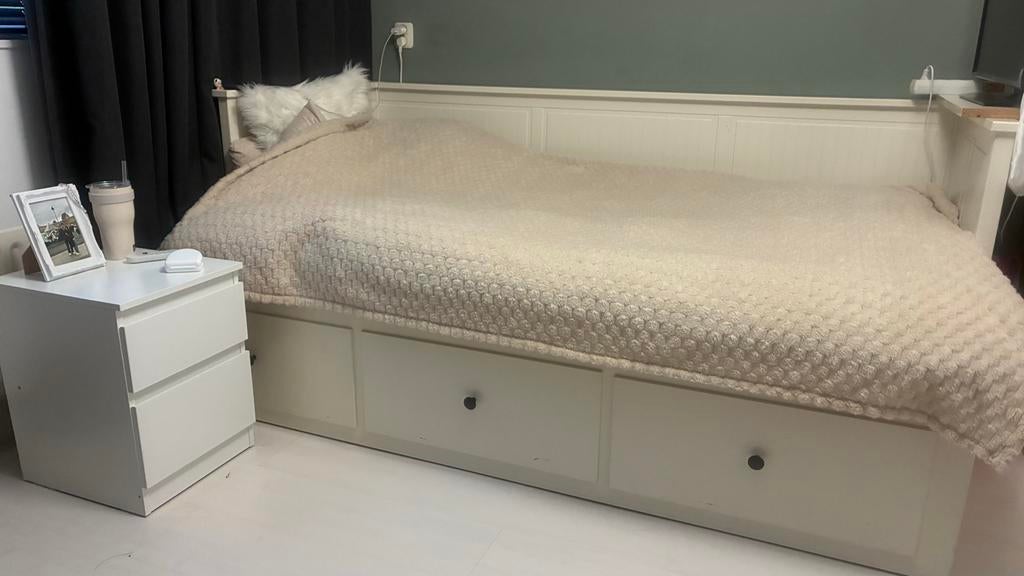 IKEA Hemnes Bed met 3 lades - Wit, Huis en Inrichting, Ophalen, Gebruikt, Wit, Tweepersoons