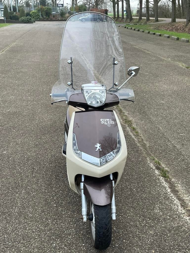 Peugeot Vivacity sixties 4t, Ophalen, Gebruikt, Benzine, Peugeot