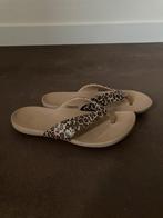 Slippers Teenslippers Crocs 37., Kleding | Dames, Slippers, Beige, Ophalen of Verzenden, Zo goed als nieuw
