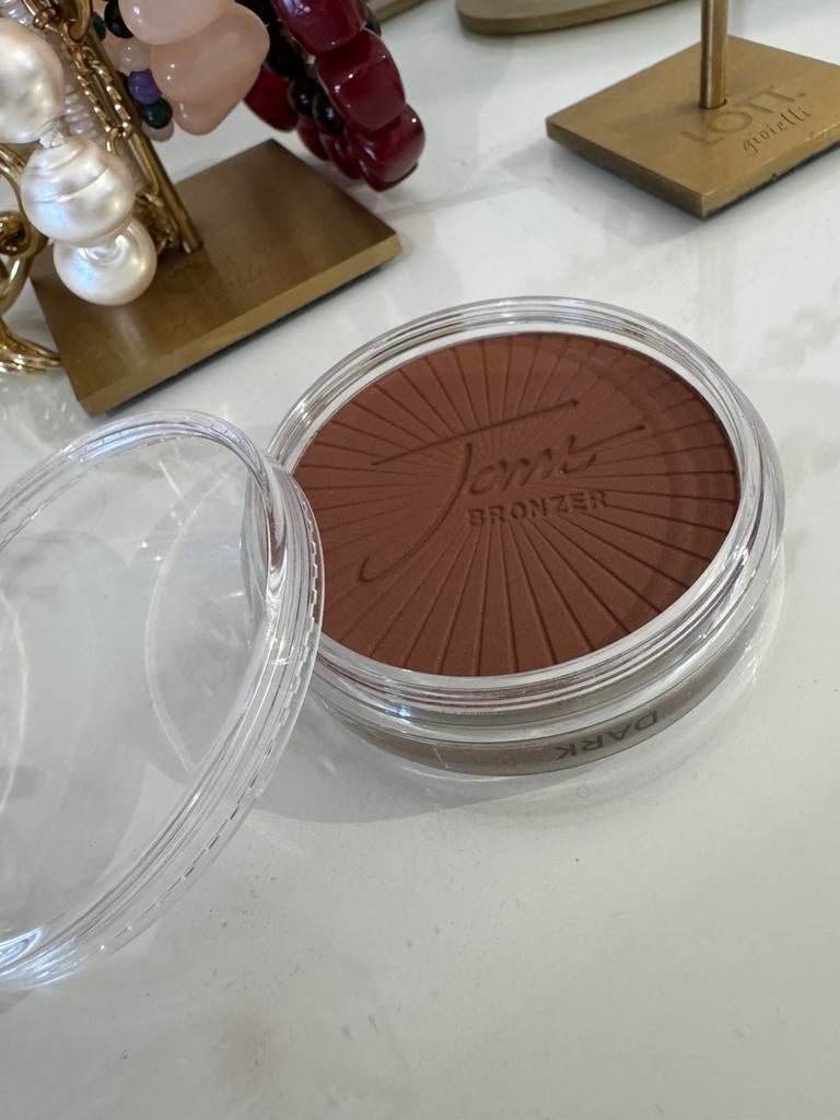 Nieuw jane iredale bronzer dark, Sieraden, Tassen en Uiterlijk, Uiterlijk | Cosmetica en Make-up, Bruin, Gehele gezicht, Nieuw