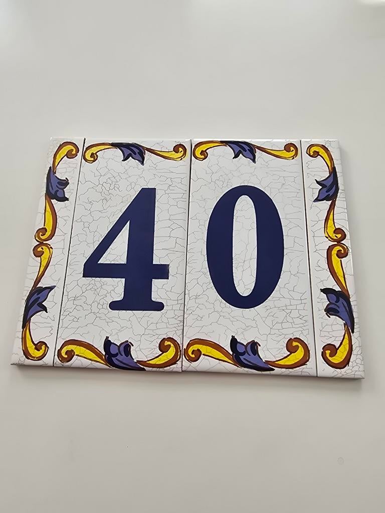 Huisnummer tegels 40 of 4 - Keramiek, Meerkleurig, Nieuw, Ophalen of Verzenden, Wandtegel