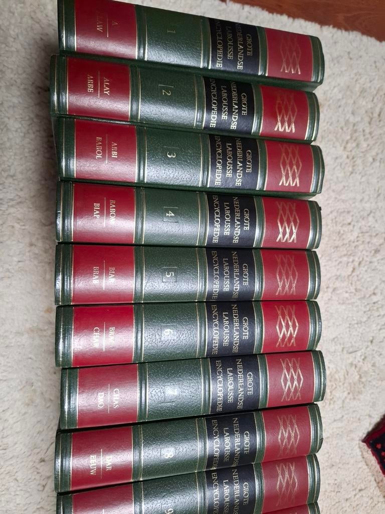 Grote Nederlandse Larousse encyclopedie 1980 compleet, Boeken, Encyclopedieën, Complete serie, Algemeen, Ophalen, Gelezen