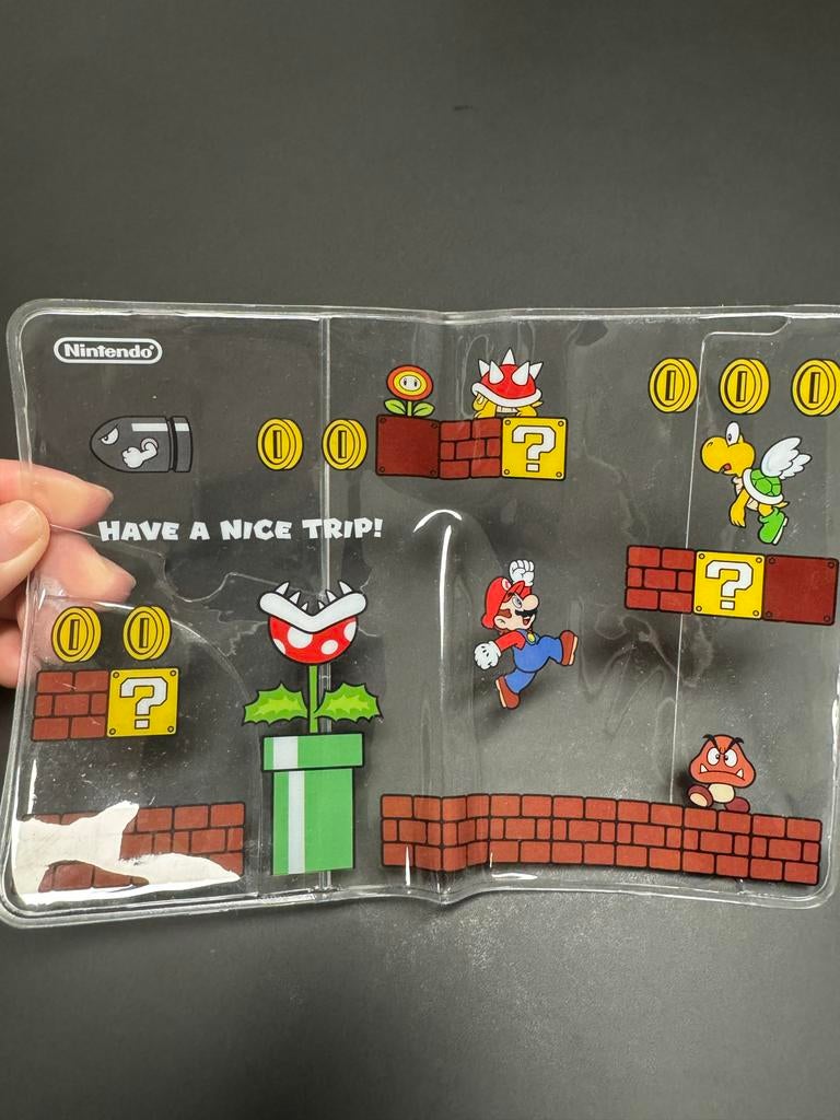 Nintendo Tokyo Super Mario Paspoorthoesje - Zo goed als nieu, Ophalen of Verzenden, Zo goed als nieuw