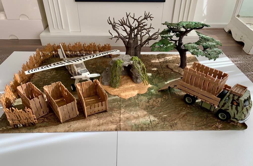 Schleich bomen, grot, truck met kratten, vliegtuig + meer!, Verzamelen, Dierenverzamelingen, Ophalen of Verzenden, Gebruikt, Overige soorten