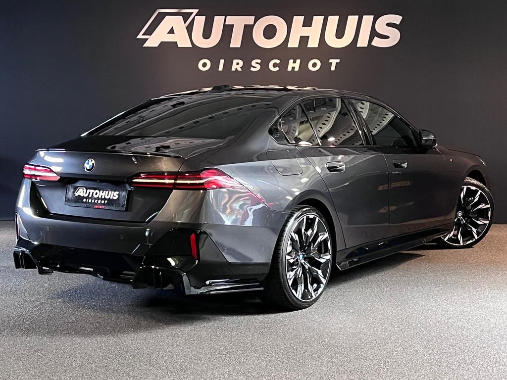 BMW 5-serie 520i High Executive Edition M Stuurverwarming/ S, Auto's, Automaat, 1998 cc, Achterwielaandrijving, Gebruikt