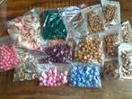 Groot pakket siliconen kralen en meer, Hobby en Vrije tijd, Kraal, ., Ophalen of Verzenden, Zo goed als nieuw