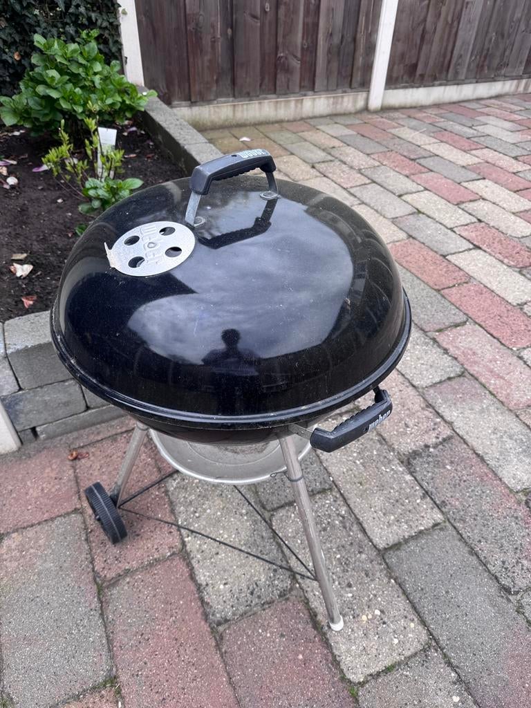 Houtskool Weber barbecue, Ophalen, Zo goed als nieuw