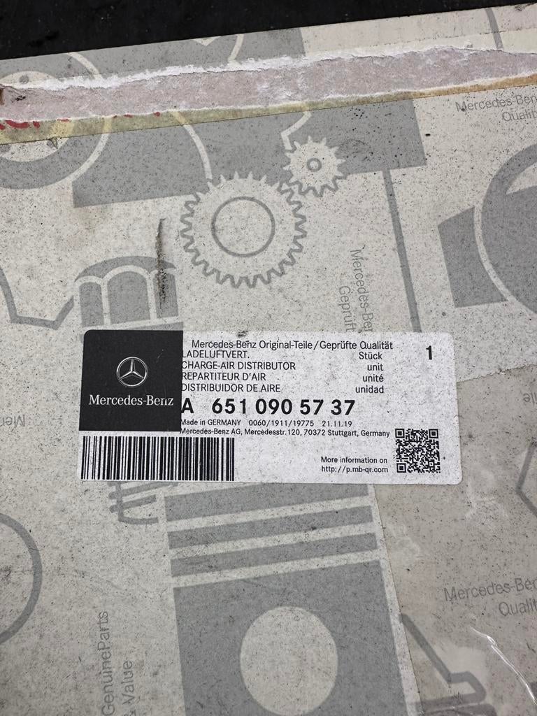 A6510905737 Nieuw Mercedes inlaatspruitstuk, Ophalen, Nieuw, Mercedes-Benz