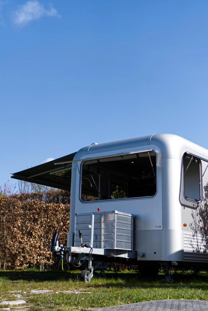 Mobiele Studio, caravan, starterswoning, tiny house op wi, Caravans en Kamperen, Caravans, Particulier, tot en met 3, 2000 kg en meer