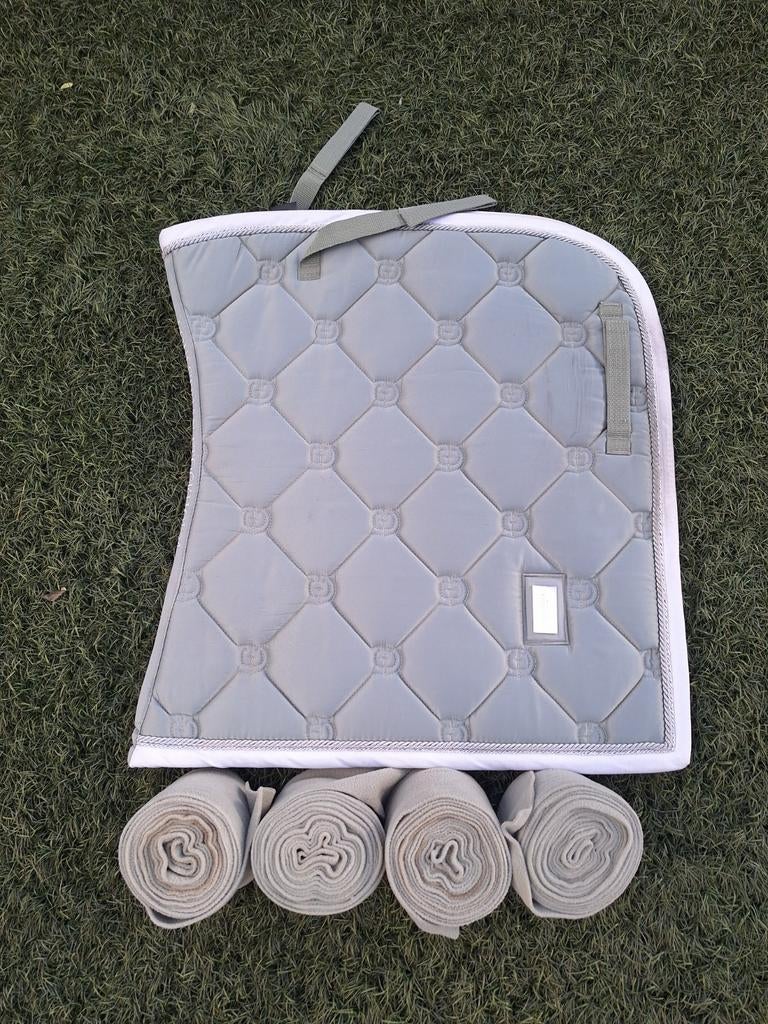 Equestrian Stockholm, Ophalen of Verzenden, Gebruikt