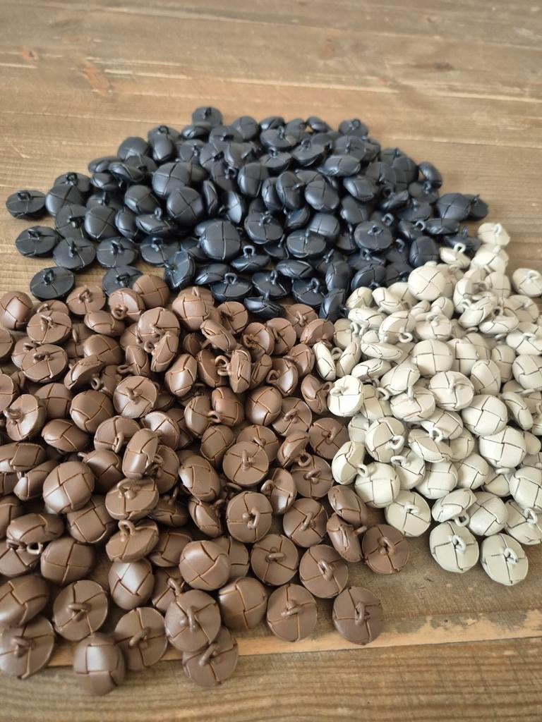 Ruime partij leren knopen!, Ophalen of Verzenden