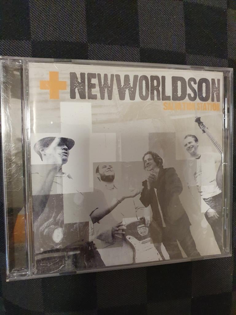 Newworldson salvation station, Verzenden, Gebruikt