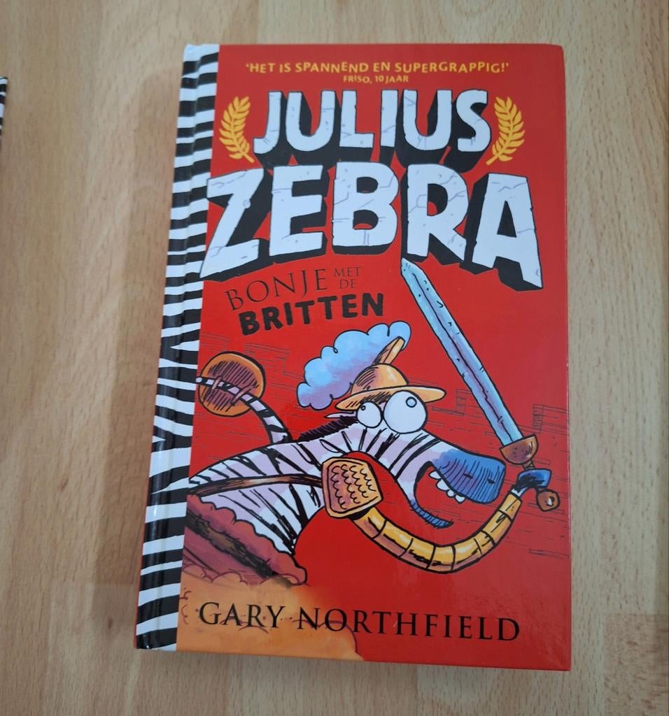 Julius zebra - bonje met de Britten, Ophalen of Verzenden, Zo goed als nieuw, Gary Northfield