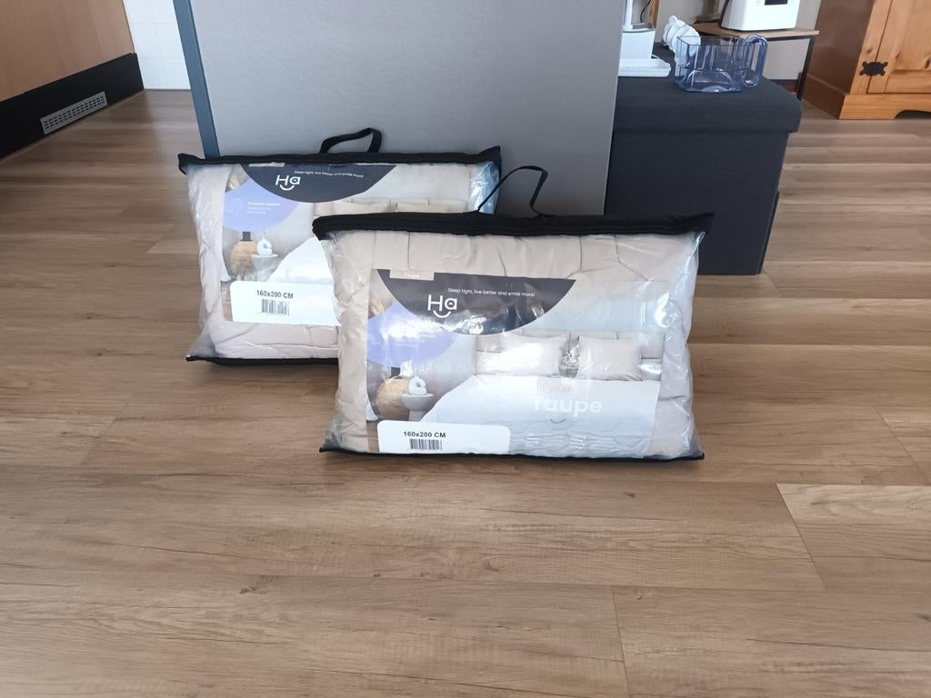 2 dekbedden zonder hoes, Eenpersoons, Nieuw, Ophalen of Verzenden, Deken of Dekbed