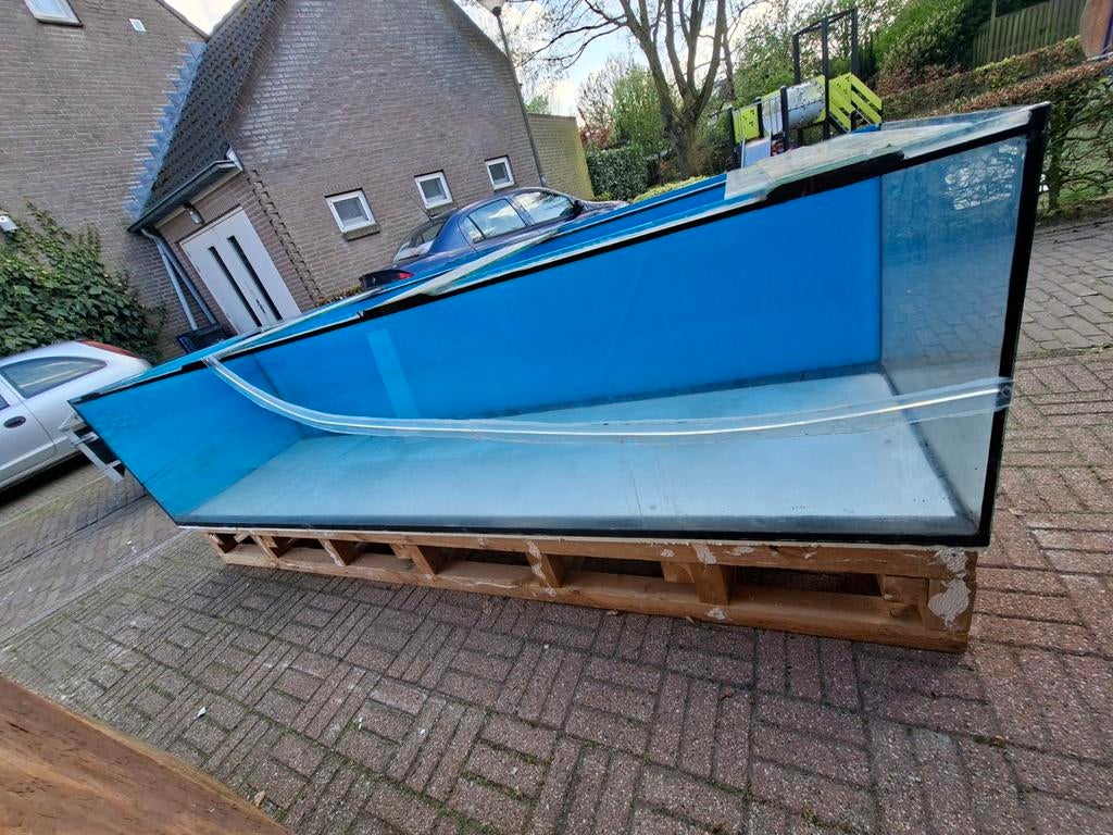 GRATIS!! aquarium met scheur 300x80x80, Dieren en Toebehoren, Vissen | Aquaria en Toebehoren, Ophalen, Leeg aquarium