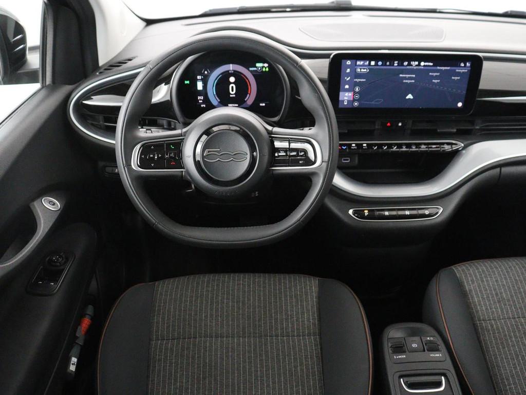 Fiat 500e Icon 42 kWh | 3 Fase | Stoelverwarming | Camera |, Auto's, Fiat, Stof, 118 pk, 4 stoelen, Zwart