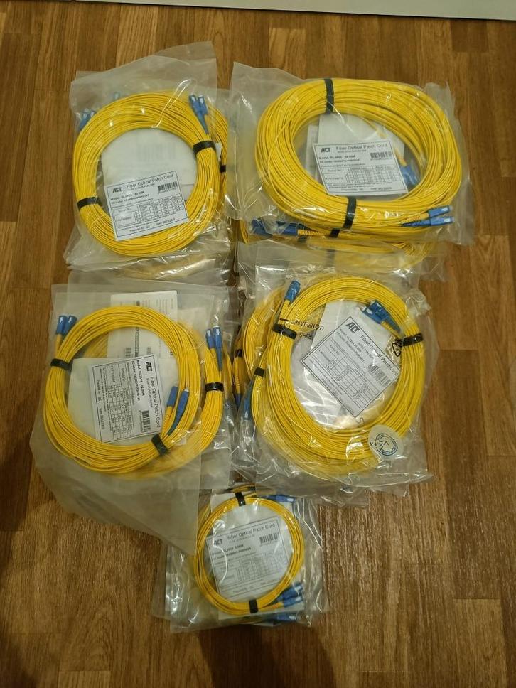 Glasvezel kabels (ST-ST M/M 62,5/125 Dupl) - 41 stuks bulk, Doe-het-zelf en Verbouw, Elektra en Kabels, Nieuw, Kabel of Snoer