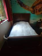 Houten Bed 140x200, Huis en Inrichting, Ophalen, Gebruikt, Bruin, Klassiek