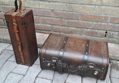 te koop 1 bruine wijn koffer en 1 bruine grote koffer, Huis en Inrichting, Woonaccessoires | Kisten, Zo goed als nieuw, Minder dan 50 cm