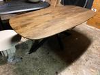 Ovale Mango Houten Eettafel met Stalen Poot