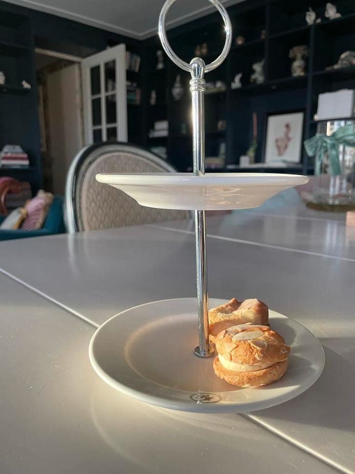 Riviera Maison High Tea Set - Afternoon Delight, Huis en Inrichting, Keuken | Servies, Zo goed als nieuw, Compleet servies, Overige stijlen