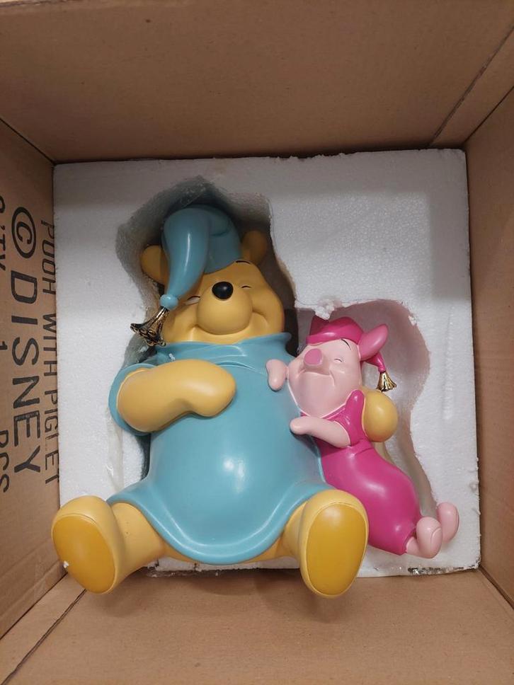 Winnie the pooh beeld originele verpakking knorretje slapen, Verzamelen, Disney, Zo goed als nieuw, Beeldje of Figuurtje, Winnie de Poeh of vrienden