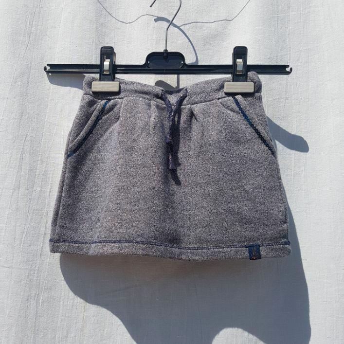 Stoer sportief rokje met glitters. Mt 104 Merk Mc Gregor, Kinderen en Baby's, Kinderkleding | Maat 104, Zo goed als nieuw, Meisje