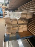 70 stuks Plinten gegrond wit + rest stukken, Doe-het-zelf en Verbouw, Plinten en Afwerking, Ophalen, Overige materialen, Nieuw