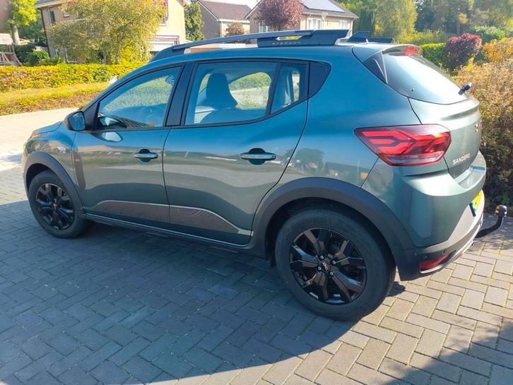 Sandero Stepway Extreme 1.0 TCe 100pk Bi-fuel GPF 2024 Groen, Auto's, Dacia, Particulier, Sandero, ABS, Achteruitrijcamera, Adaptive Cruise Control