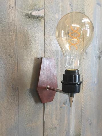 wandlampje met houten wandpaneel, jaren ’60 vintage beschikbaar voor biedingen
