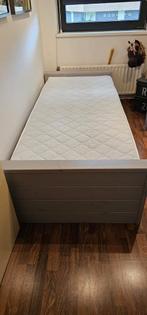 Junior kamer inrichting. bed en wandplanken, Huis en Inrichting, Complete inboedels, Ophalen