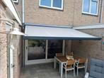 Elektrisch zonnescherm grijs, gesloten kast, Tuin en Terras, Ophalen, Elektrisch, Zo goed als nieuw, 150 tot 300 cm