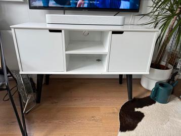 TV meubel wit beschikbaar voor biedingen
