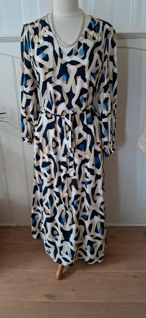 Jurk van Signe Nature, Kleding | Dames, Jurken, Zo goed als nieuw, Maat 42/44 (L), Overige kleuren, Onder de knie, Ophalen of Verzenden