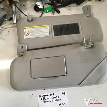 Peugeot 207 1.4  8 v benzine 2007 Zonnekleppen set  beschikbaar voor biedingen