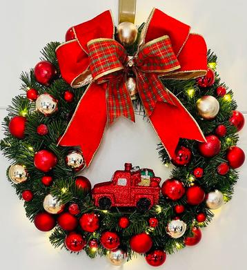 Prachtige kerstkrans met een autootje. (40cm) beschikbaar voor biedingen