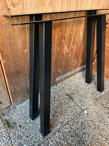 Stalen Tafelpoten Gepoedercoat 75x79cm beschikbaar voor biedingen