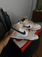 Nike Dunk High Beige Maat 38, Ophalen, Zo goed als nieuw, Beige, Sneakers of Gympen