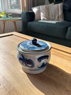 Keulse pot met deksel, Ophalen