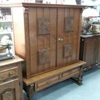 Vintage buffetkast met houtsnijwerk, Huis en Inrichting, Kasten | Buffetkasten, Ophalen, Gebruikt, 100 tot 150 cm, 100 tot 150 cm